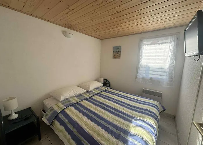 Casa vacanze Maisonnette 4 Pers, Piscine, Proche - Fr-1-194-427 *